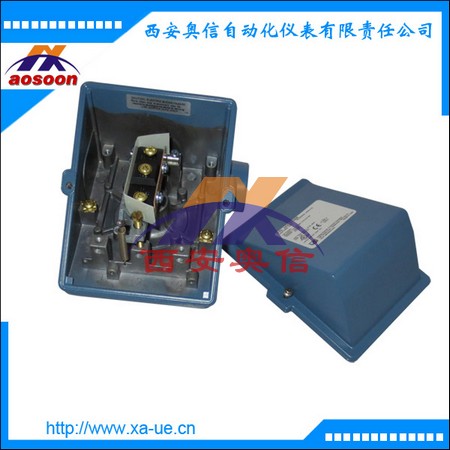 美国UE压力开关J400-S156B机械式不锈钢开关